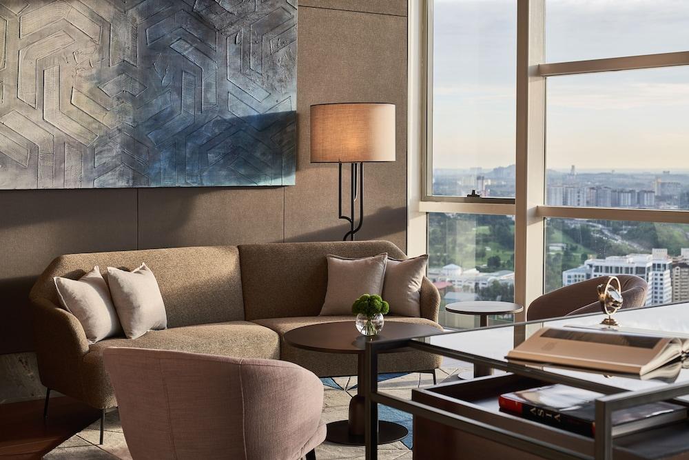 Le Meridien Петалинг Джая Екстериор снимка