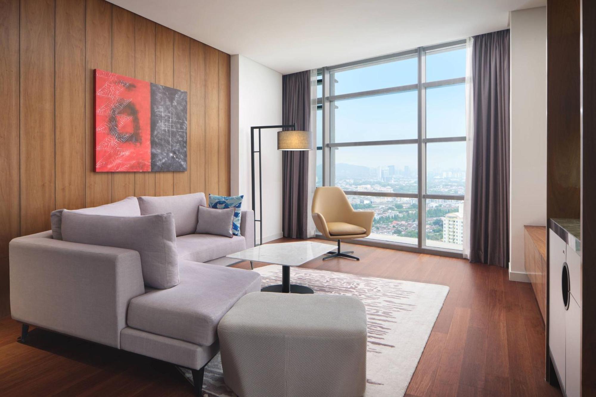Le Meridien Петалинг Джая Екстериор снимка
