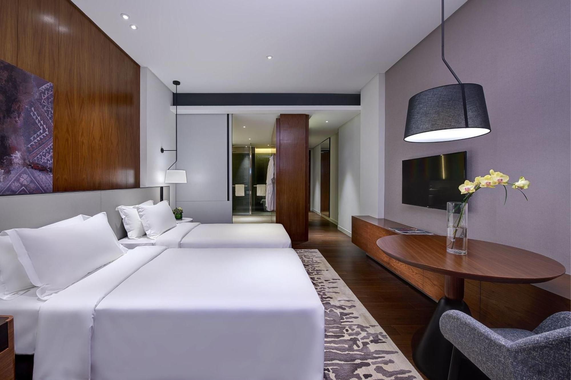 Le Meridien Петалинг Джая Екстериор снимка