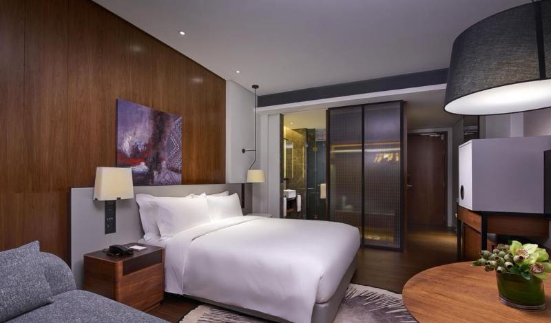 Le Meridien Петалинг Джая Екстериор снимка